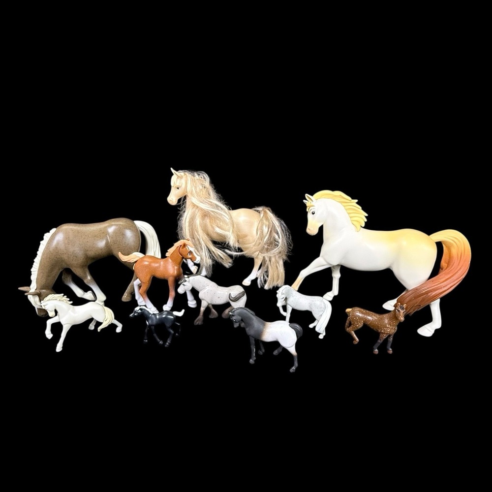 Just Play DWA Toy Horses Pony Figures Mixed Sizes Horse Toys Lot Of 10